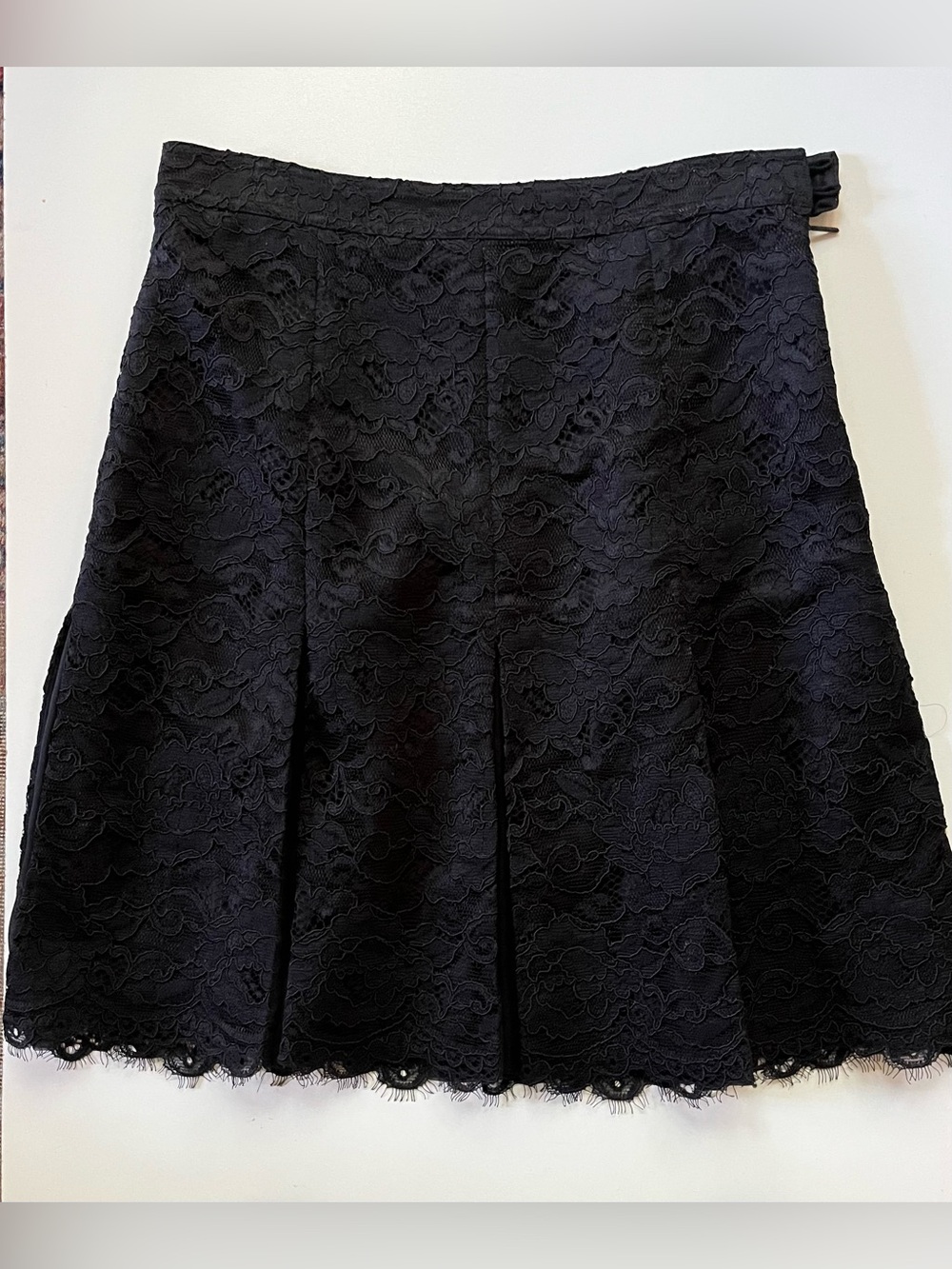 Preppy Tory Burch black lace and silk chiffon pleated knee length skirt. Size 6